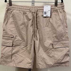 Forever 21 Beige Cargo Shorts for Men
